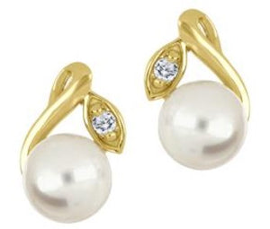 10K Yellow Gold Pearl with Canadian Diamonds Stud Earrings