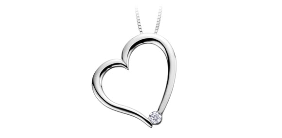 10K White Gold Canadian Diamond Heart Pendant with 17-18