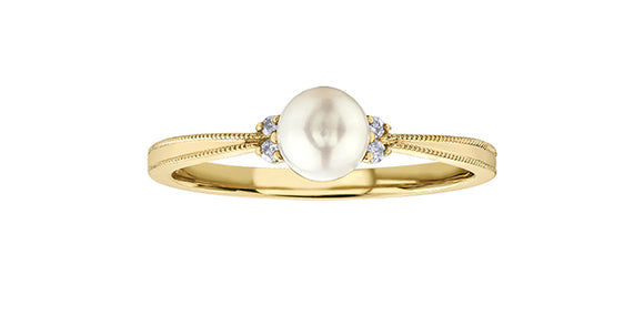 10K Yellow Gold Pearl with Diamond Ring